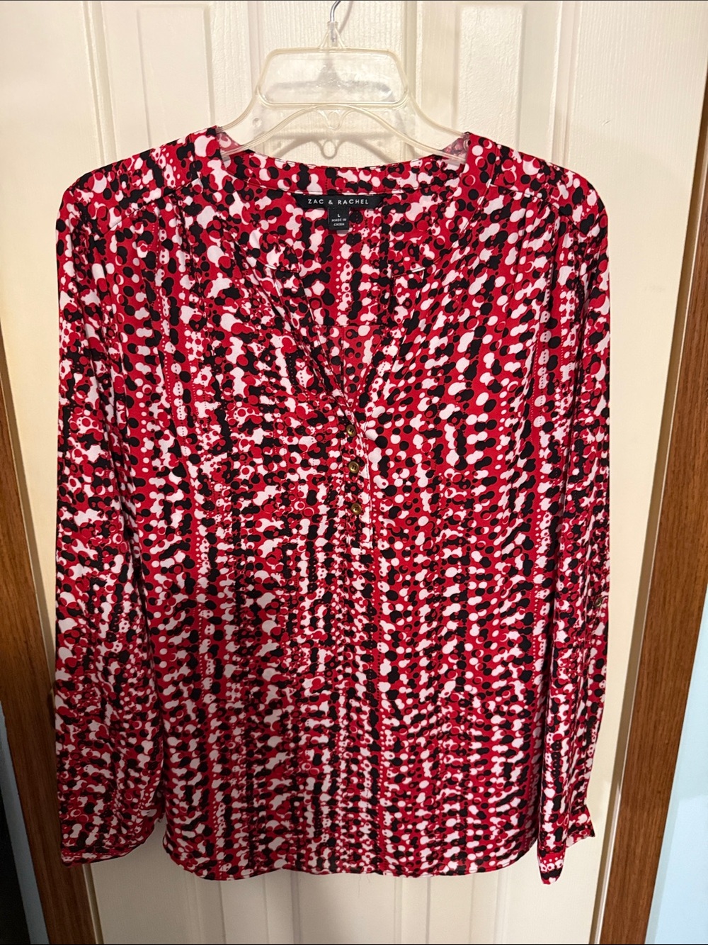 Zac & Rachel Red and White Printed Button-Down Shirt size Large